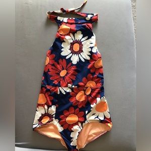 NWOT SEEA Karina one piece swimsuit size M